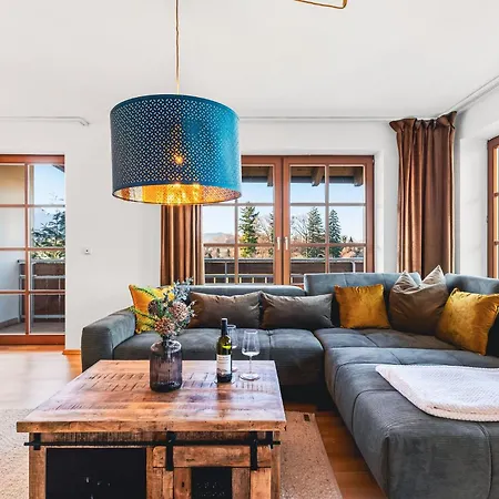 Daire Wolke 7 Traumhaftes Bergpanorama Stilvoll Eingerichtet Max 9 Personen
