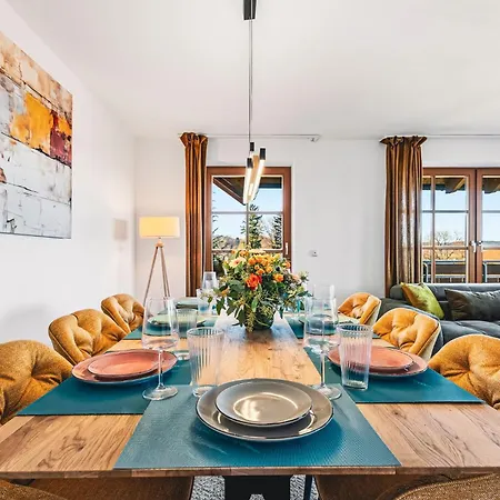 Daire Wolke 7 Traumhaftes Bergpanorama Stilvoll Eingerichtet Max 9 Personen
