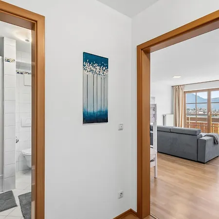 Wolke 7 Traumhaftes Bergpanorama Stilvoll Eingerichtet Max 9 Personen Kochel am See