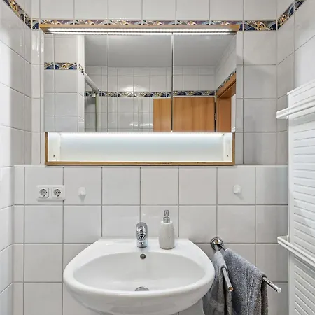Wolke 7 Traumhaftes Bergpanorama Stilvoll Eingerichtet Max 9 Personen Daire Kochel am See